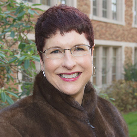 Photo of Linda Nelson