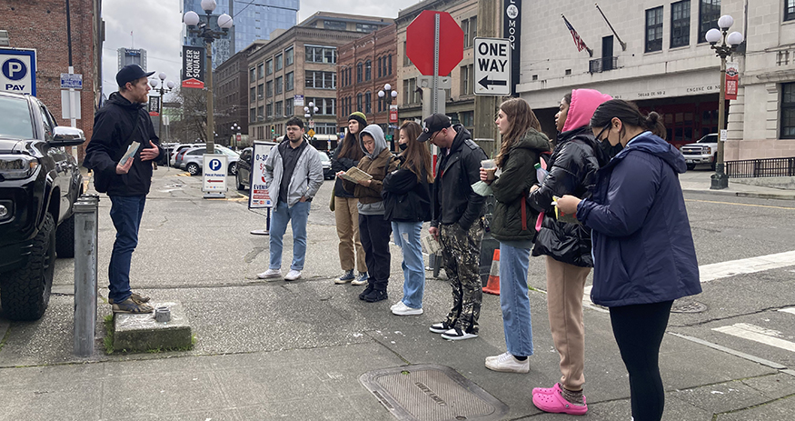 BAM interns and faculty in the downtown Seattle, for labor history tour