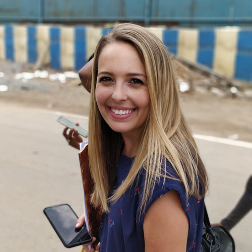 Alexa Bednarz walking in India
