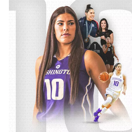 Kelsey Plum in her UW Huskies #10 basketball jersey