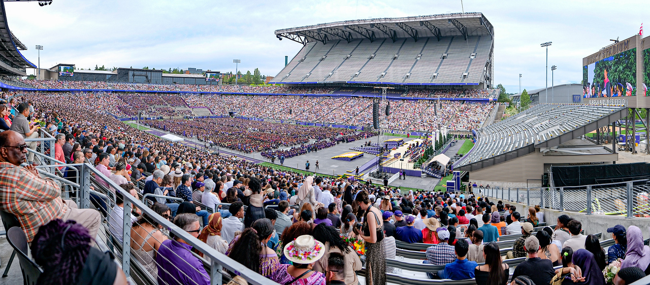 Panoramic view of the 2024 commencement ceremony in Husky Studium.