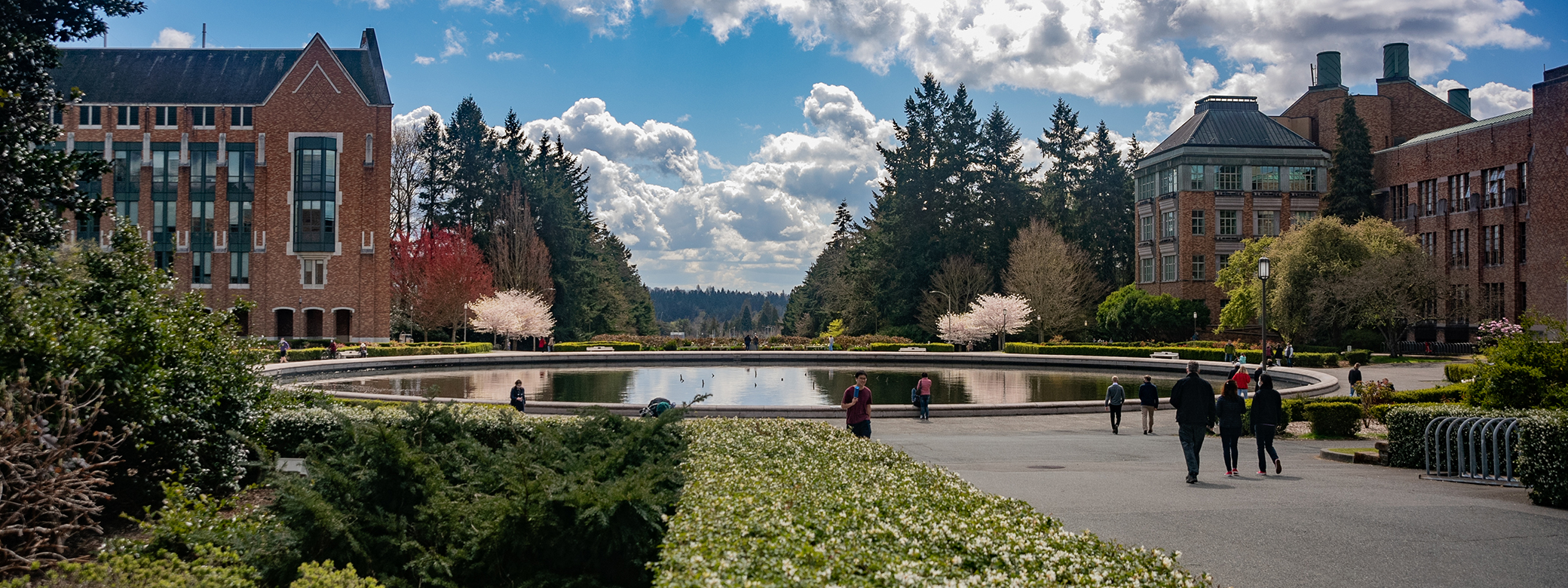 UW campus with Drumheller Fountain and buildings