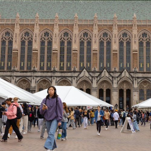 Students attending Dawg Daze on Red Square