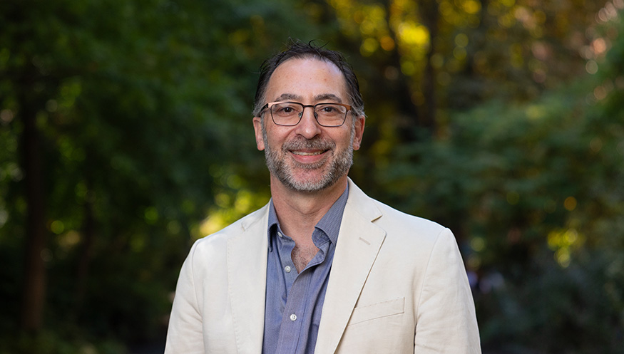 Zev Handel photographed on the UW campus