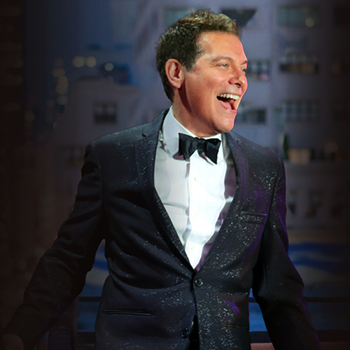 Michael Feinstein performing