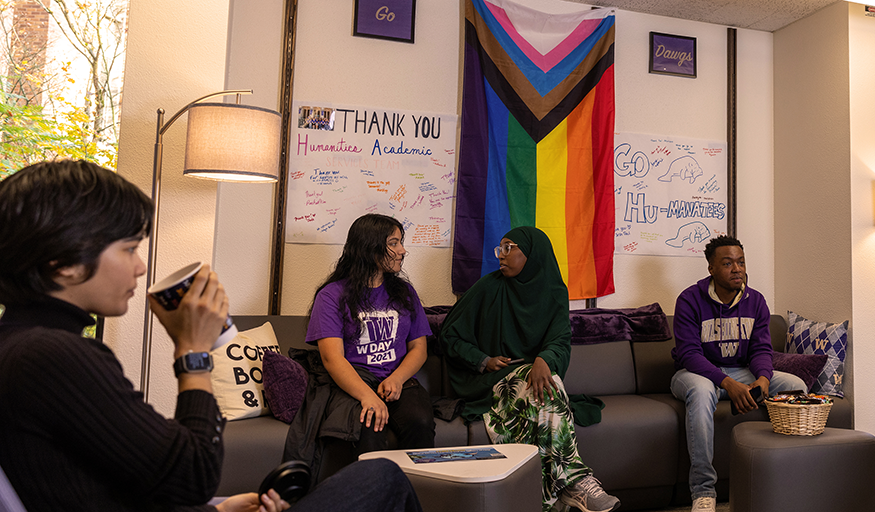 Students gather in the main lobby of the Humanities Academic Services Center.